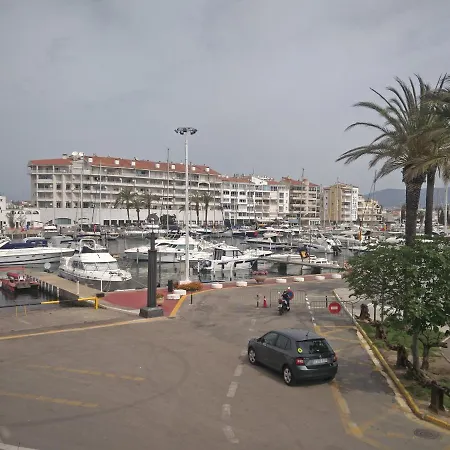 Apartment Al Port Empuriarent Empuriabrava