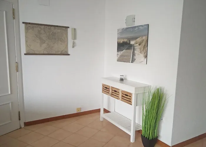 Al Port Empuriarent Эмпуриабрава